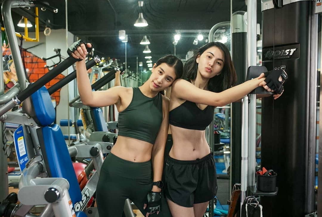 sao nu co co bung anh 4