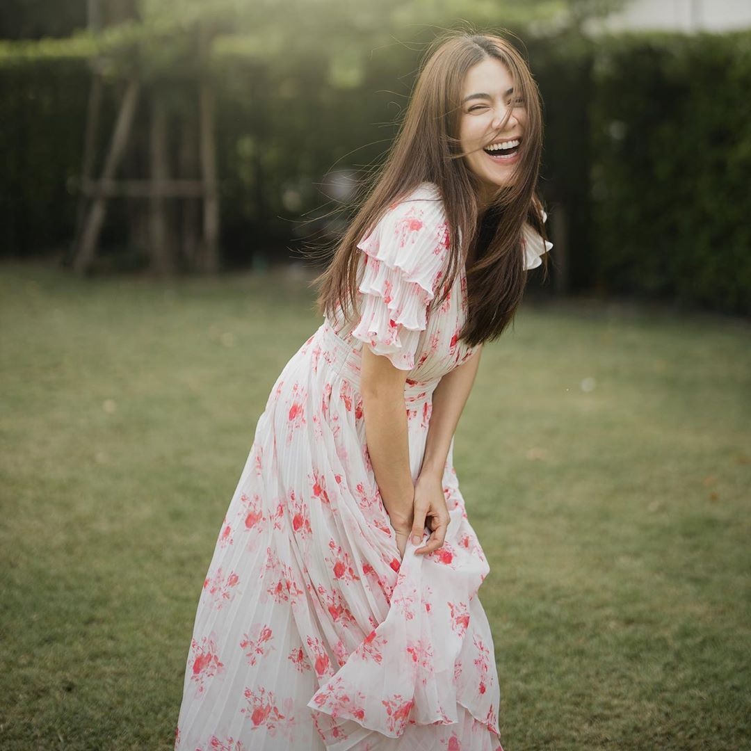 sao nu co co bung anh 7