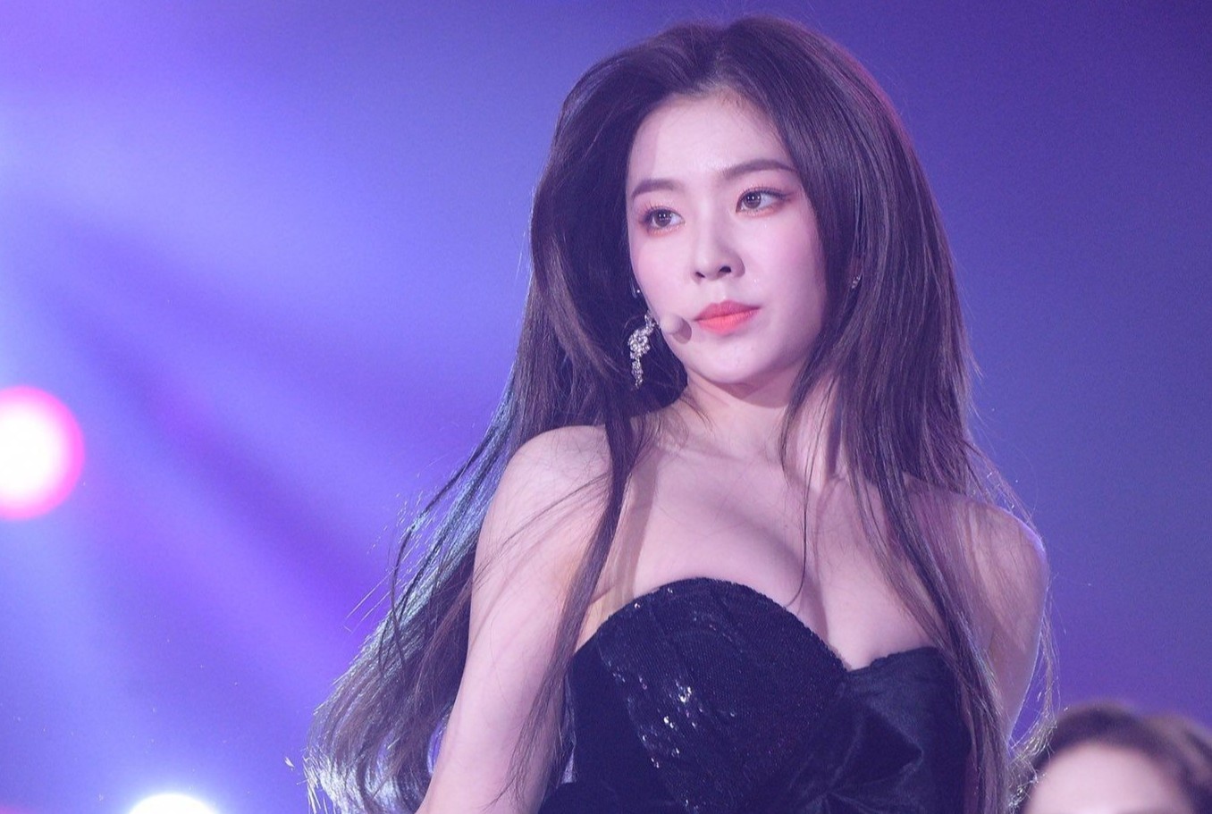 Them nguoi trong nganh thoi trang to Irene tho lo hinh anh