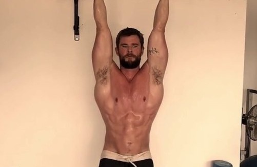 Chris Hemsworth tap luyen the nao anh 1