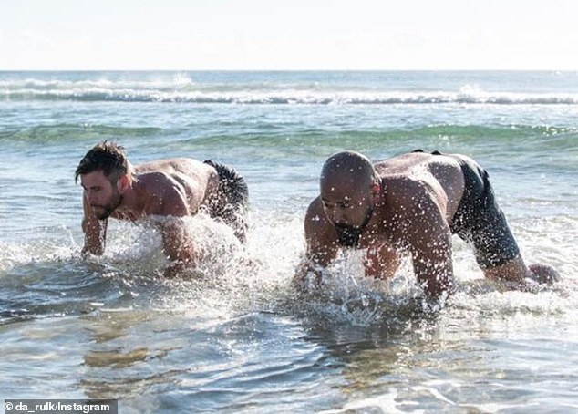 Chris Hemsworth tap luyen the nao anh 2