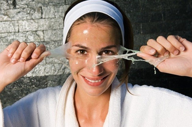 Rui ro khi dap long trang trung len mat hinh anh