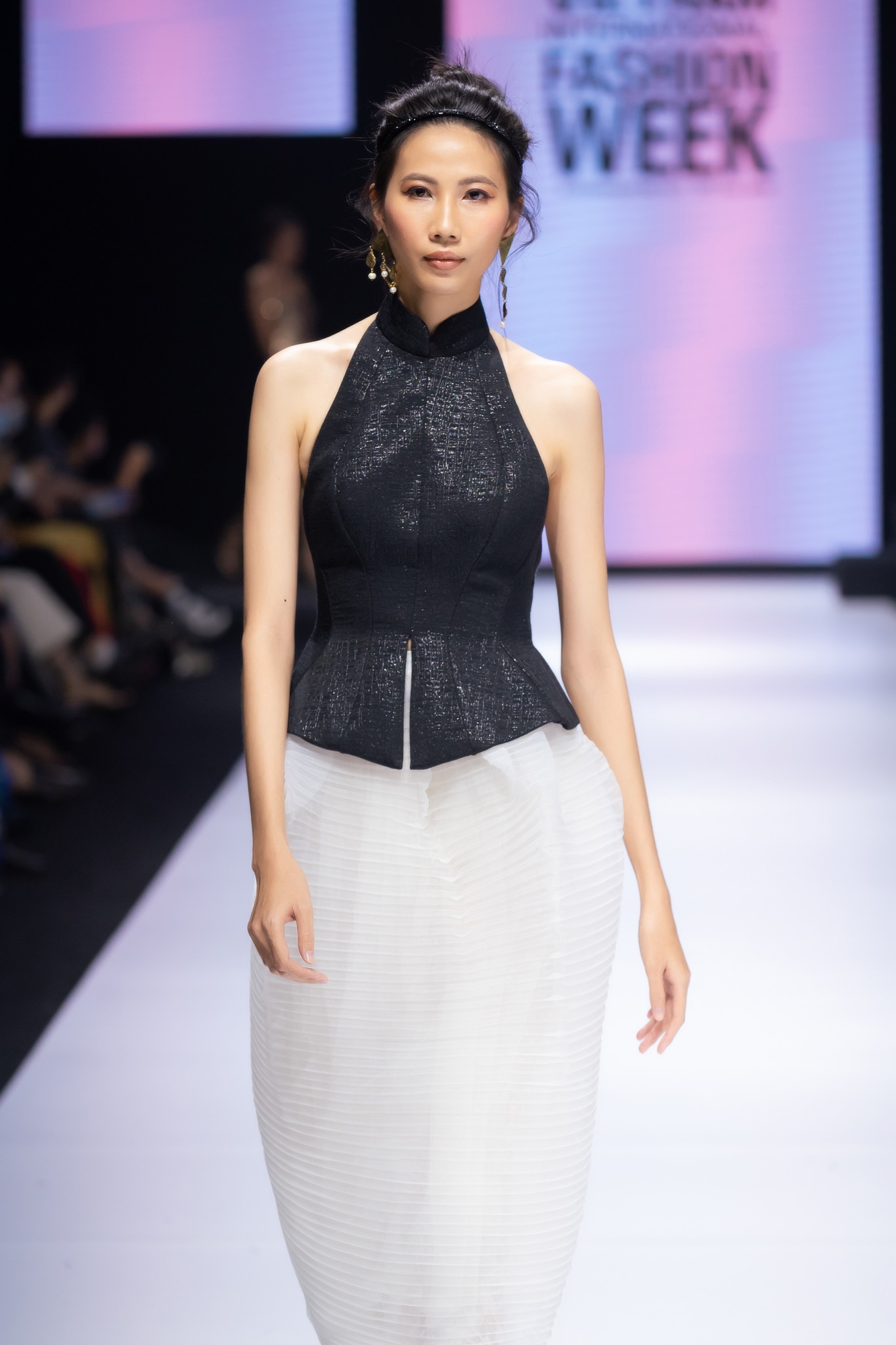 NTK Hoang Minh Ha anh 15