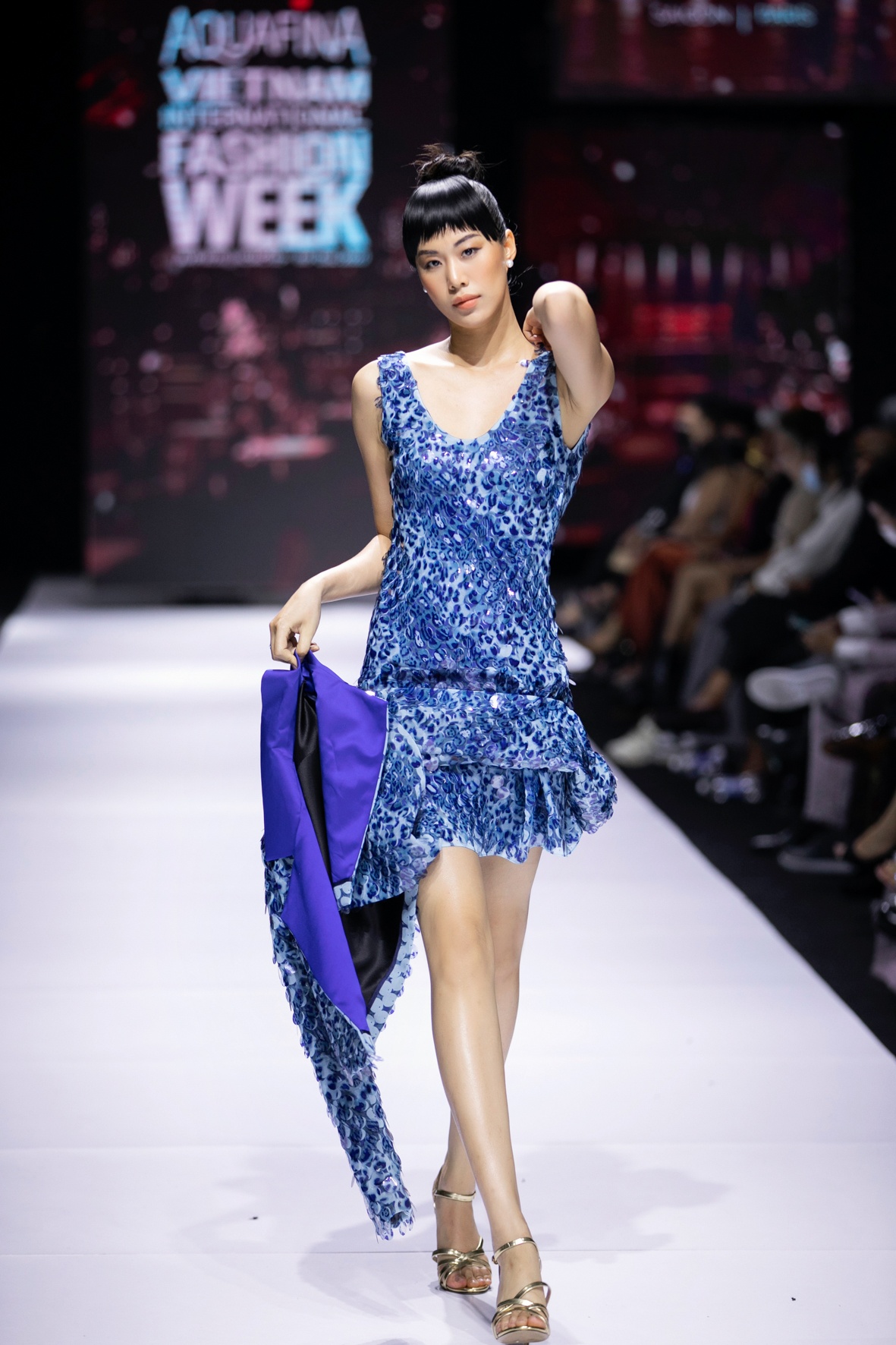 Mr Crazy & Lady Sexy ảnh 14 Mr Crazy & Lady Sexy anh 14