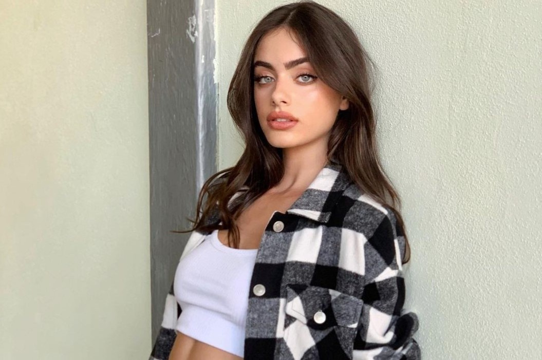 Nu nguoi mau co guong mat dep nhat the gioi hinh anh