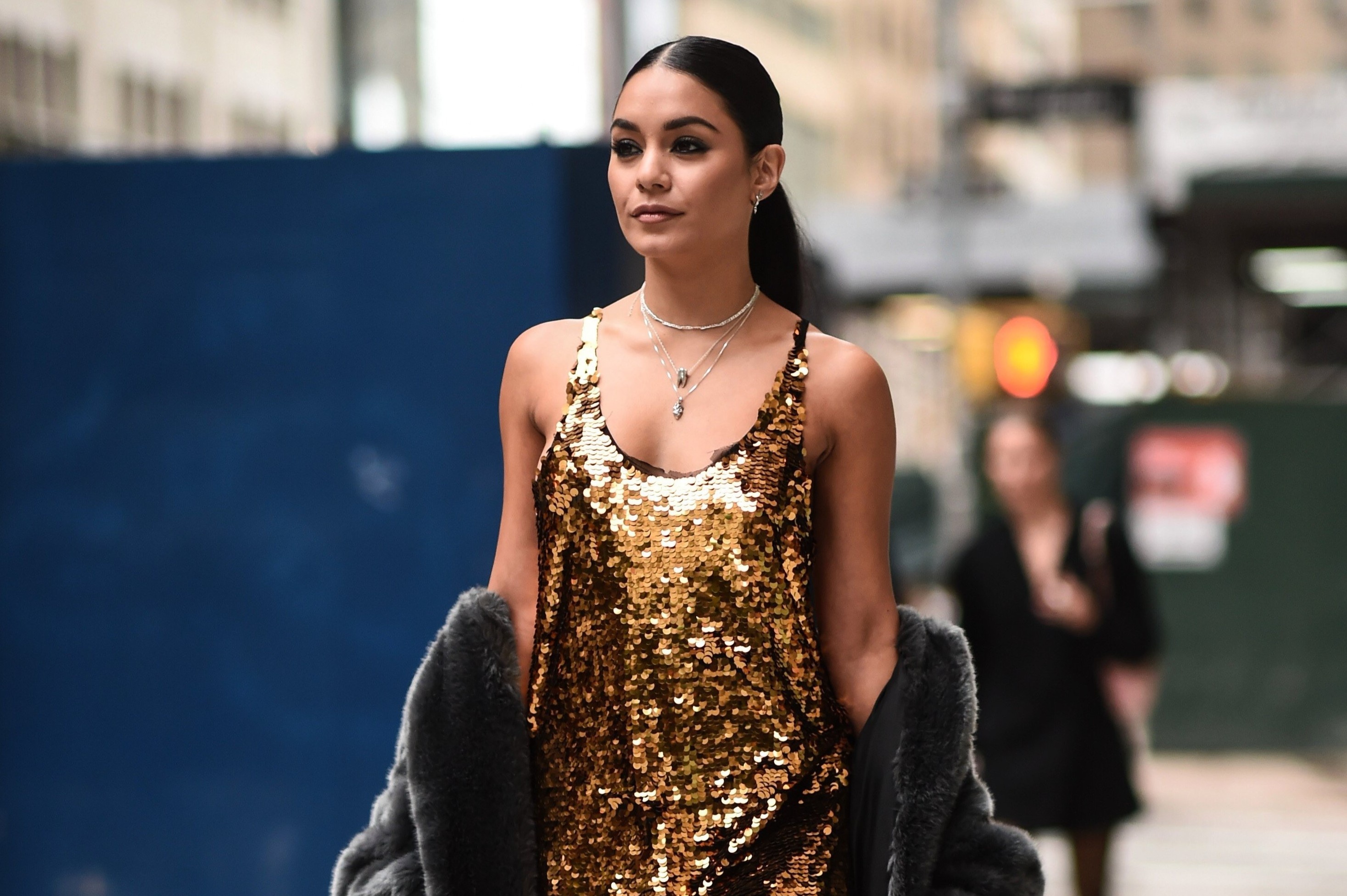 6 mon do giup ban trong quyen ru trong dem Countdown 2021 hinh anh