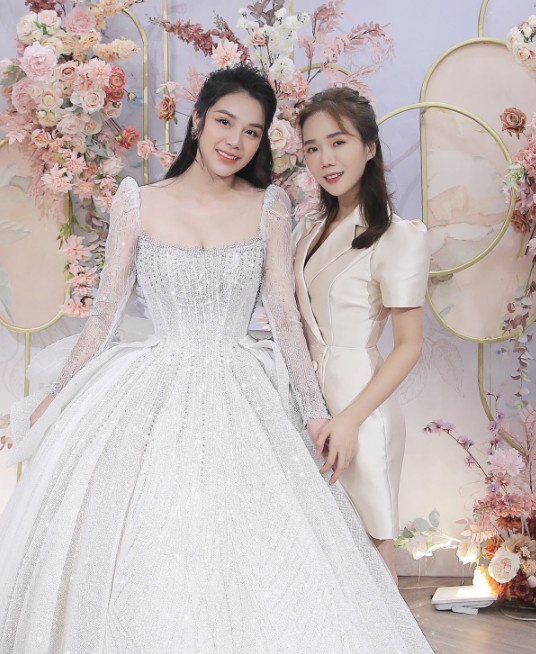 Bùi Tiến Dũng cưới ảnh 2 Bui Tien Dung cuoi anh 2