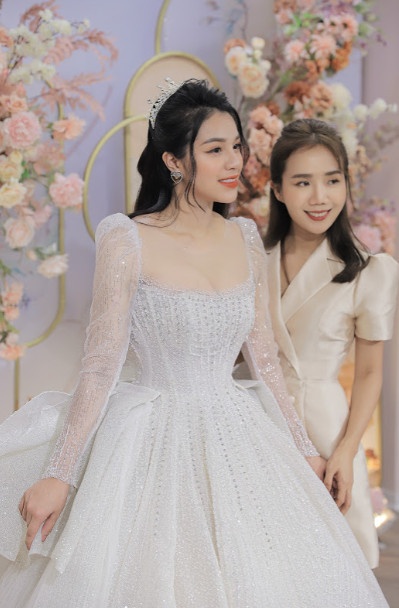 dam cuoi Bui Tien Dung anh 2