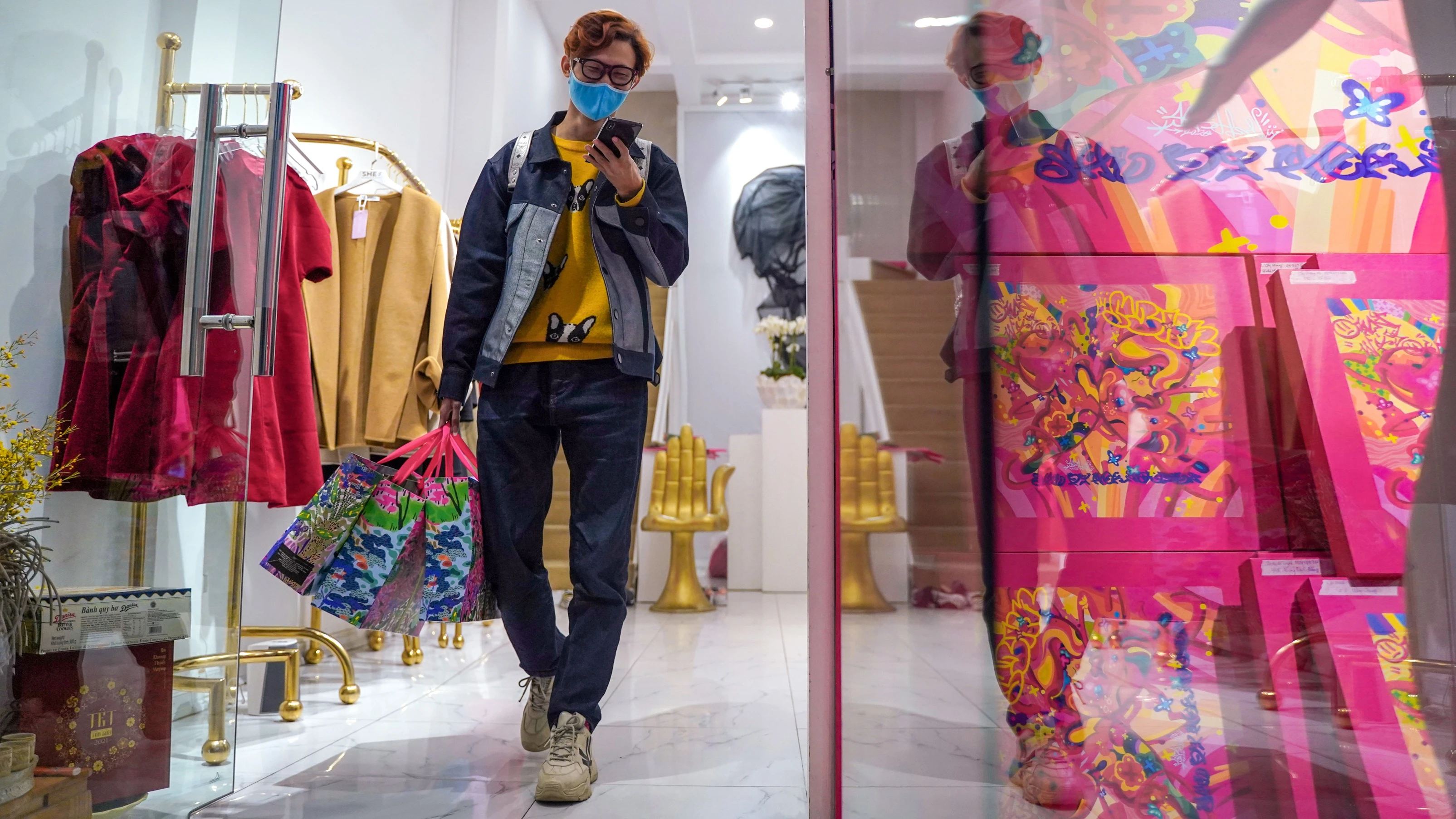 lam viec tat bat dip Tet anh 16