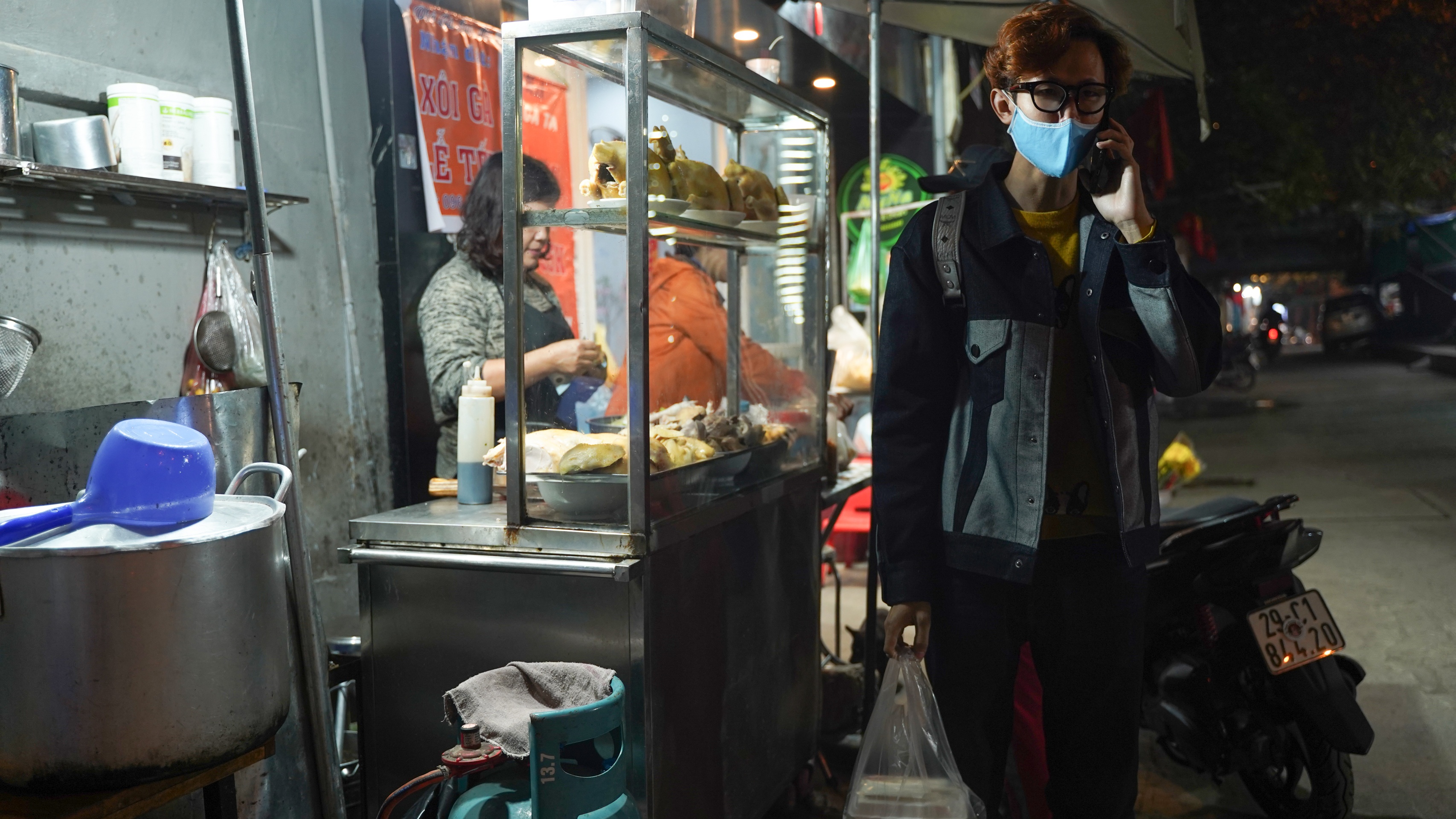 lam viec tat bat dip Tet anh 4