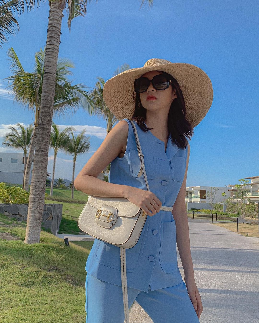 sao Viet tuoi suu anh 15