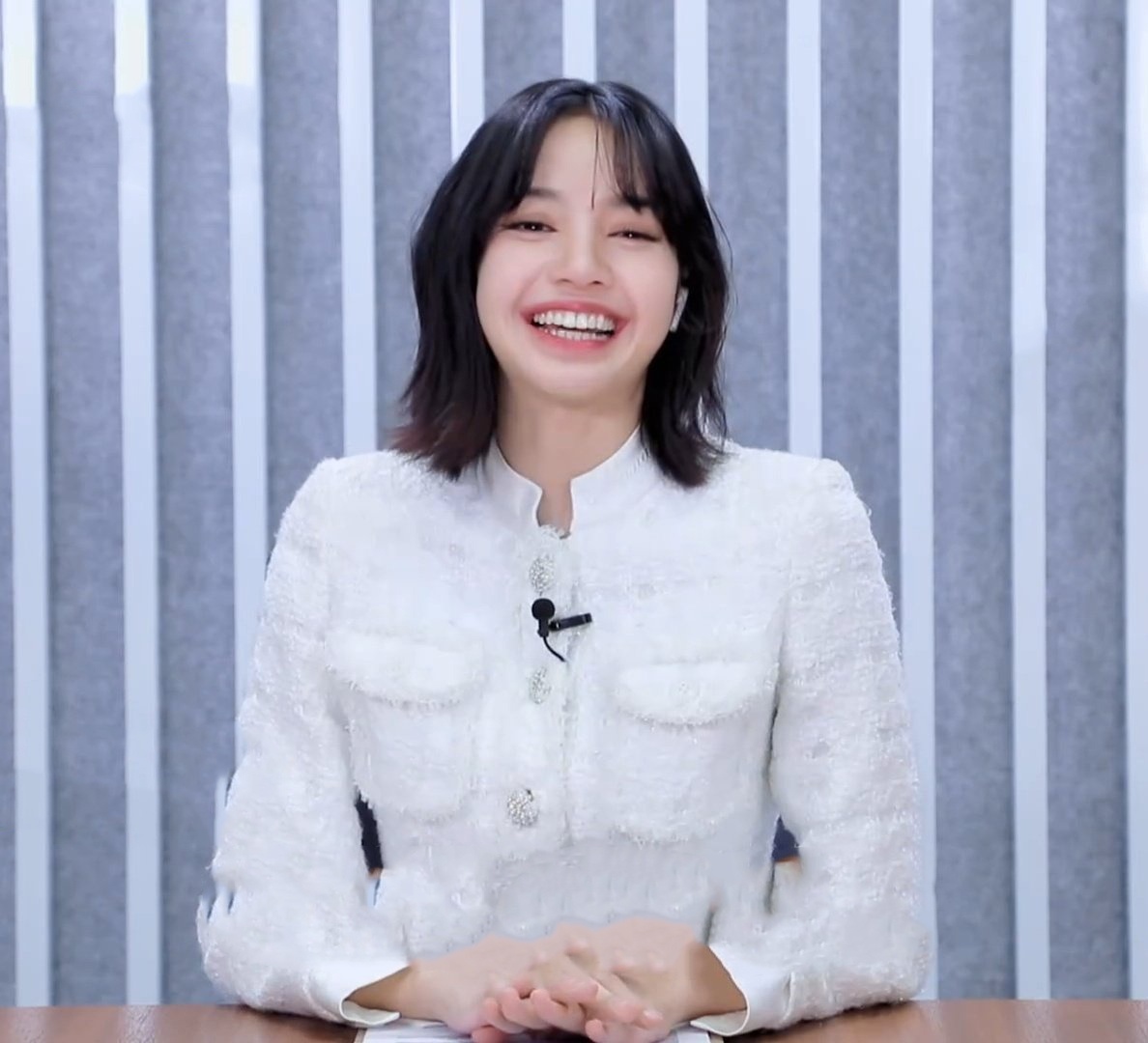 Lisa trong thanh xuân có bạn 3 ảnh 6 Lisa trong thanh xuan co ban 3 anh 6