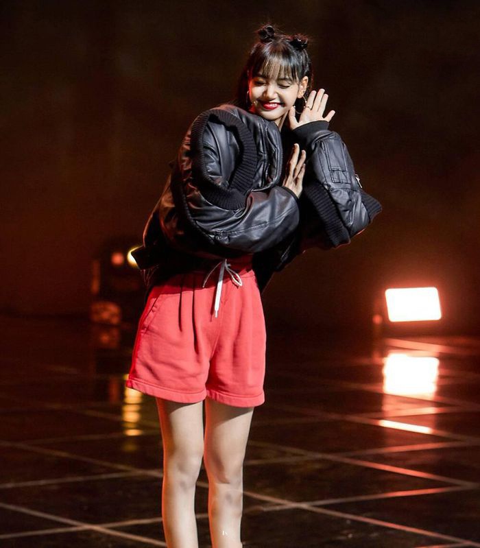 Lisa trong thanh xuân có bạn 3 ảnh 3 Lisa trong thanh xuan co ban 3 anh 3