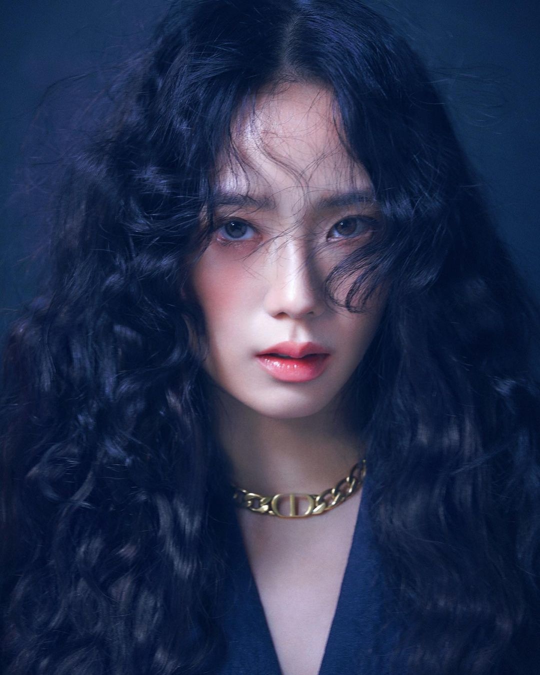 Jisoo lam dai su Dior anh 2