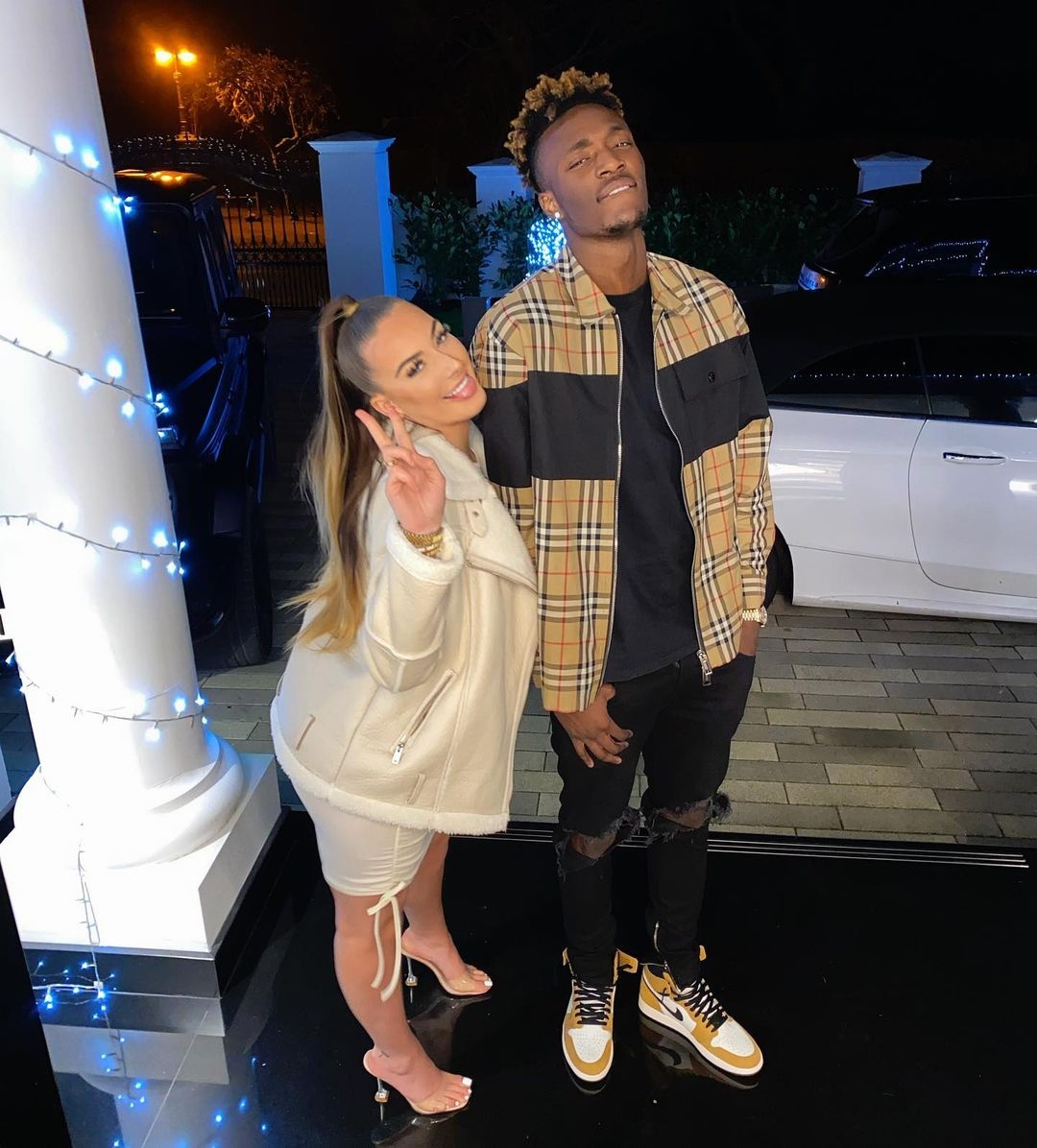 ban gai cau thu anh 22