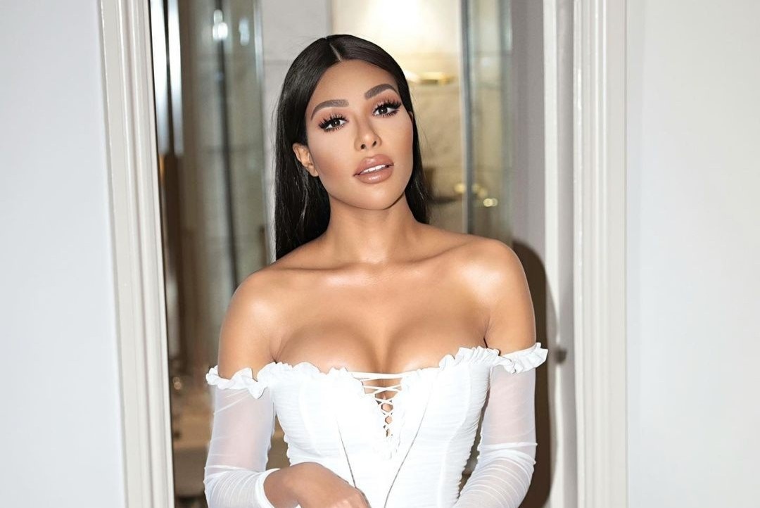 Chi 1,5 trieu USD cho tu do hieu giong Kim Kardashian hinh anh