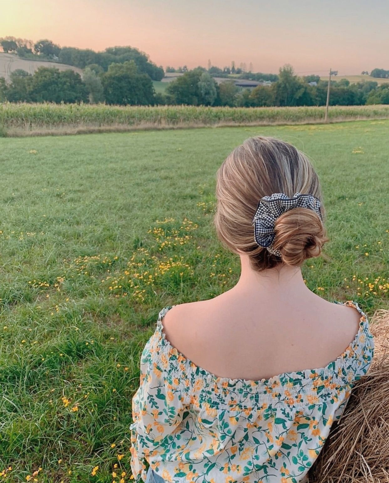 cach tao kieu toc voi scrunchie anh 3