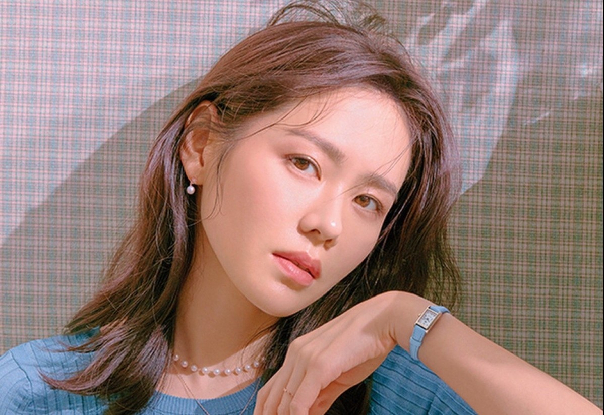 Da cua ban thuoc loai nao? hinh anh