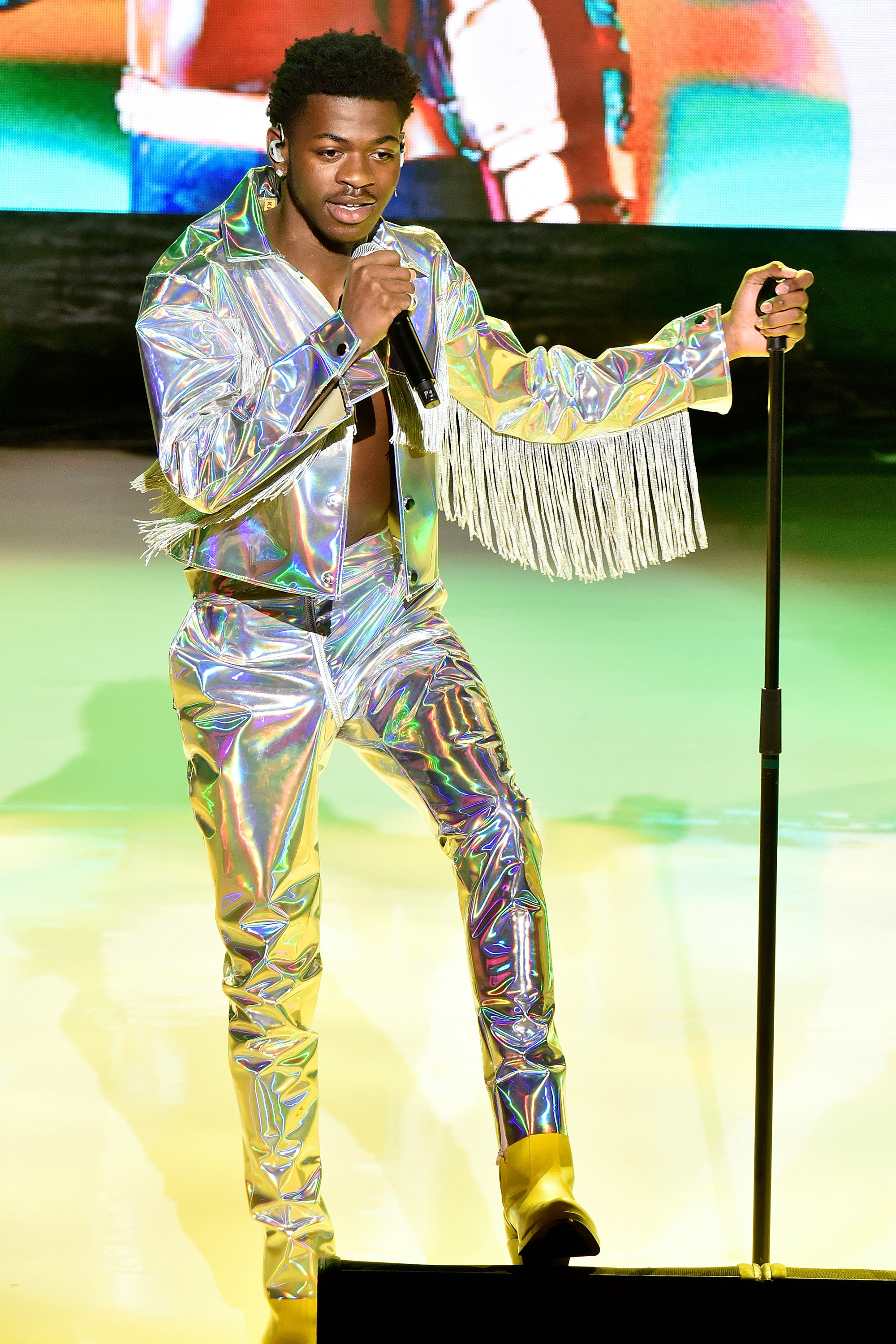 giày chứa máu người ảnh 4 giay chua mau nguoi anh 4