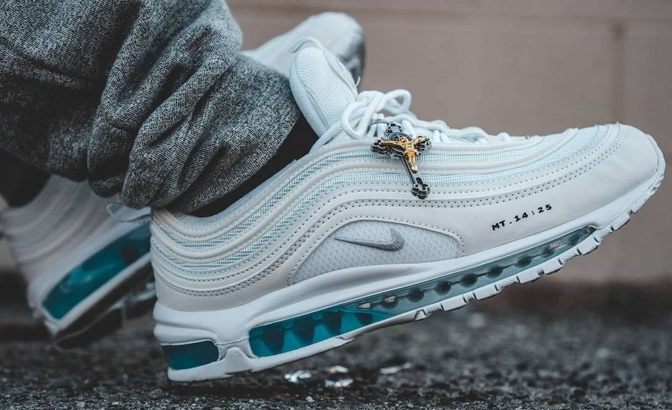 giay chua mau nguoi anh 3