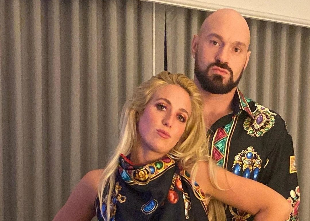 Tu do hieu cua vo chong vo si trieu phu hinh anh