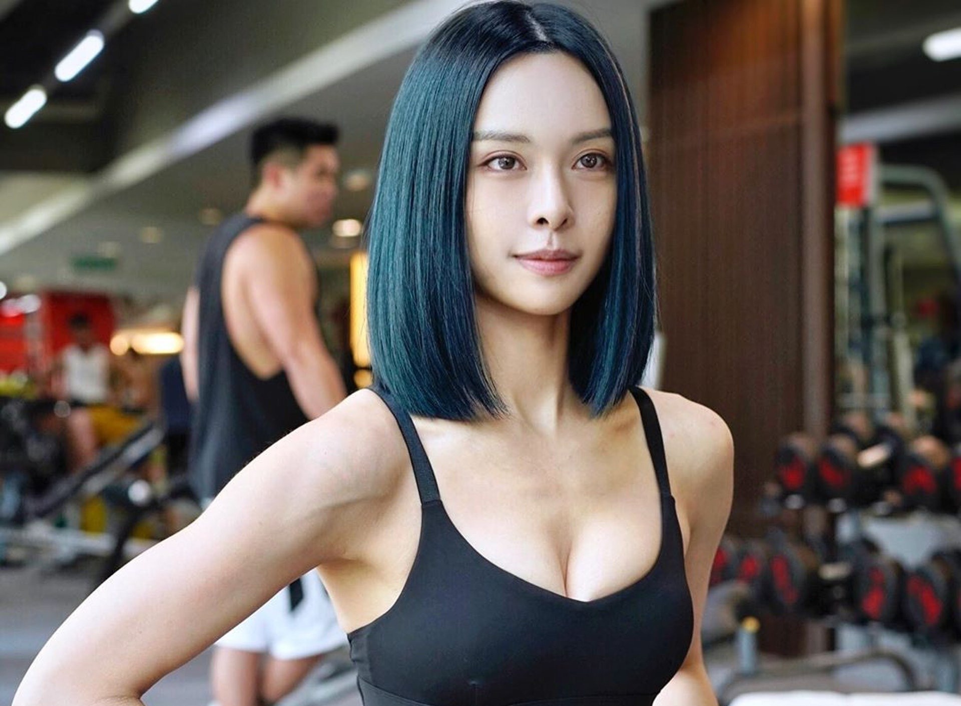 Bai tap 10 phut tai nha de co dang dep nhu sao Han hinh anh