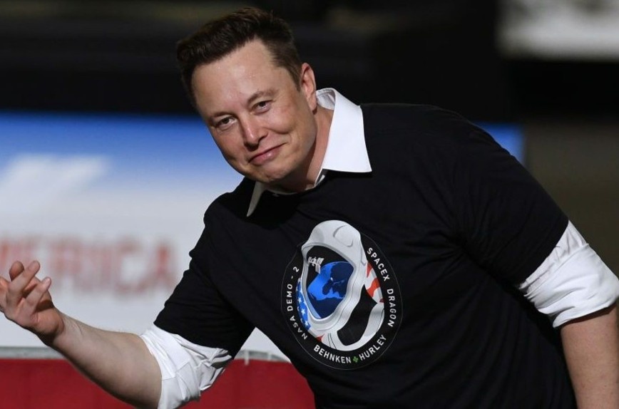 Thu ve 2 trieu USD nho ban ao bitcoin hinh anh