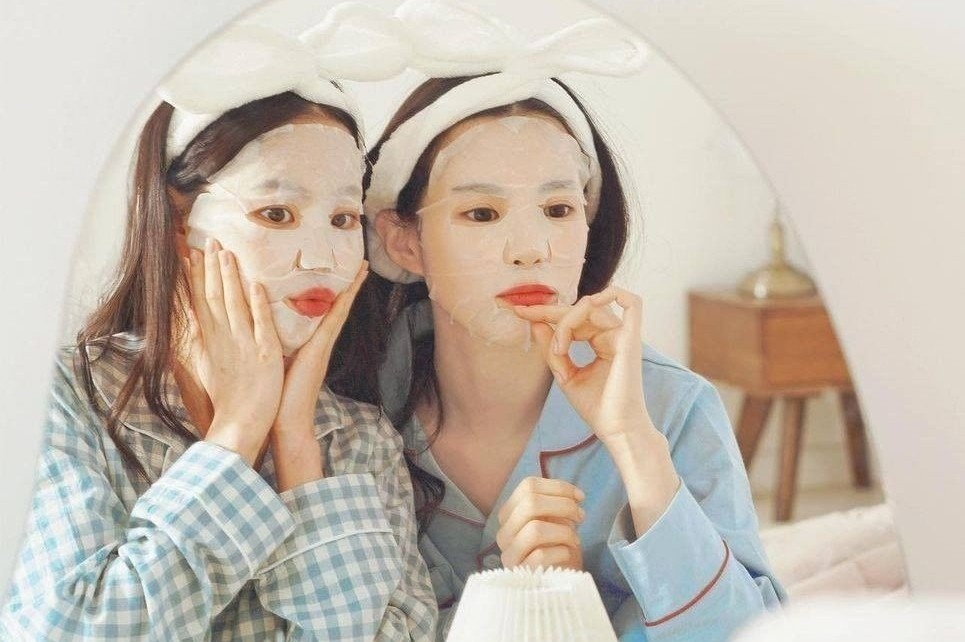 Ban co dang dung dung loai mat na cho da? hinh anh