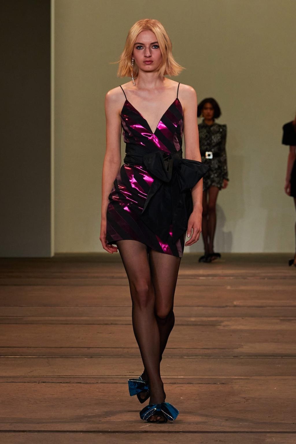 nguoi mau Viet anh 5