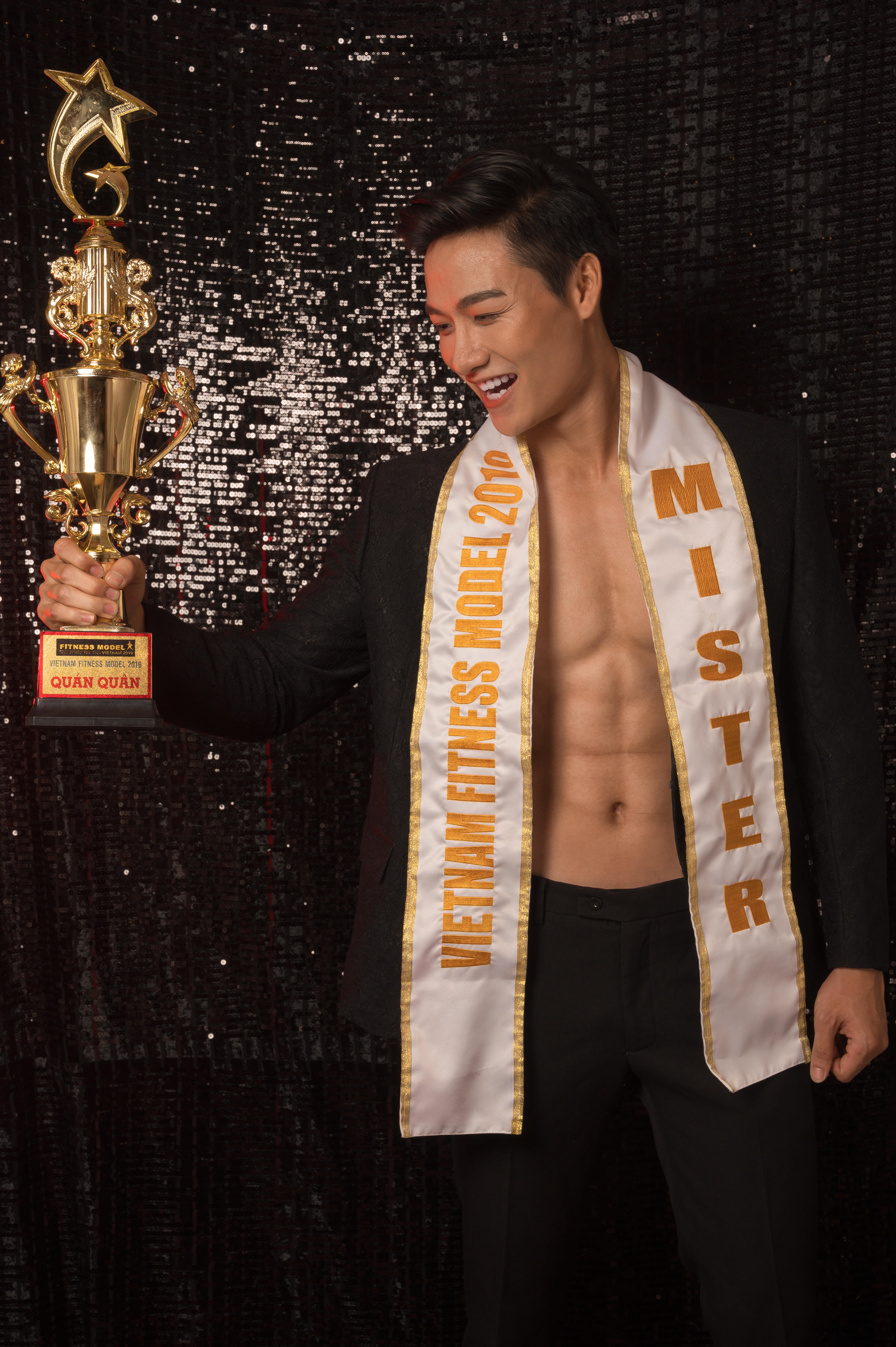 nguoi mau bung 6 mui anh 3