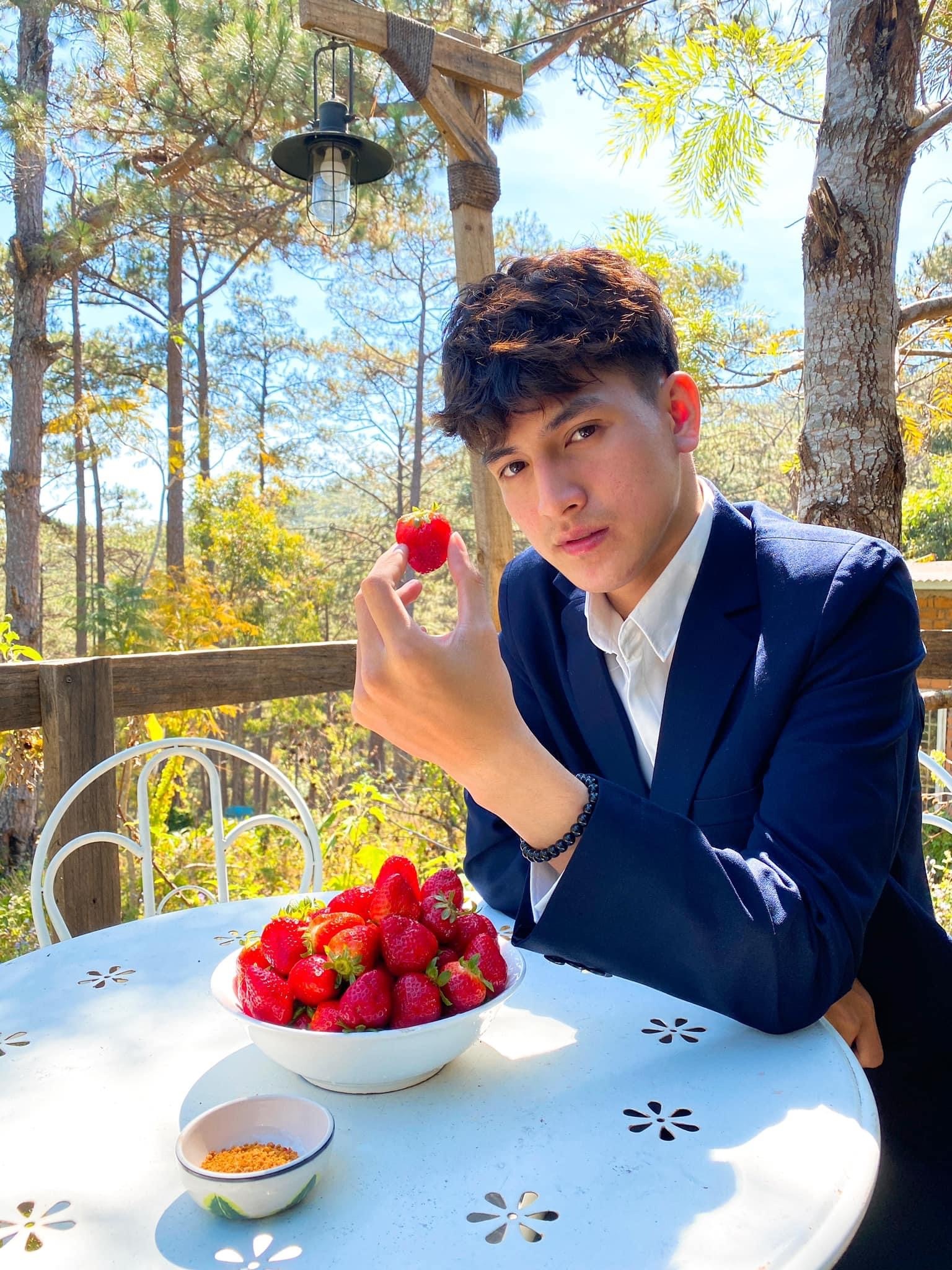 nguoi mau Viet anh 2