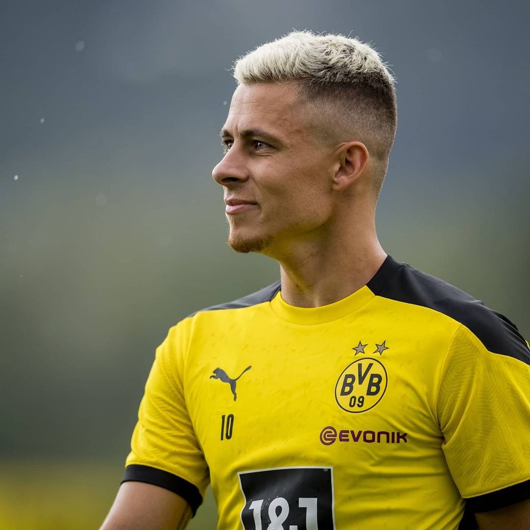 eden hazard va thorgan hazard anh 8