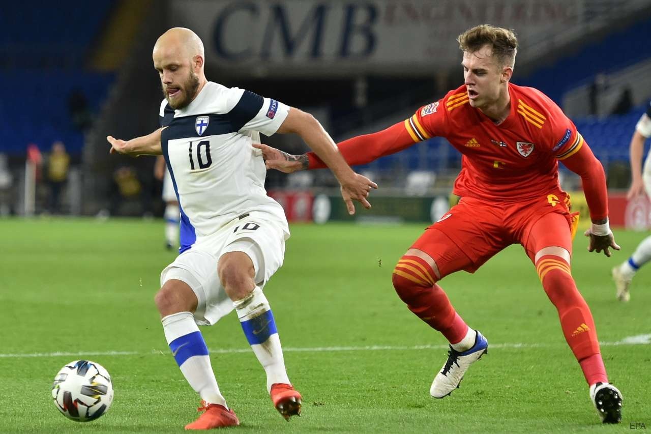 ao dau euro 2020 anh 13