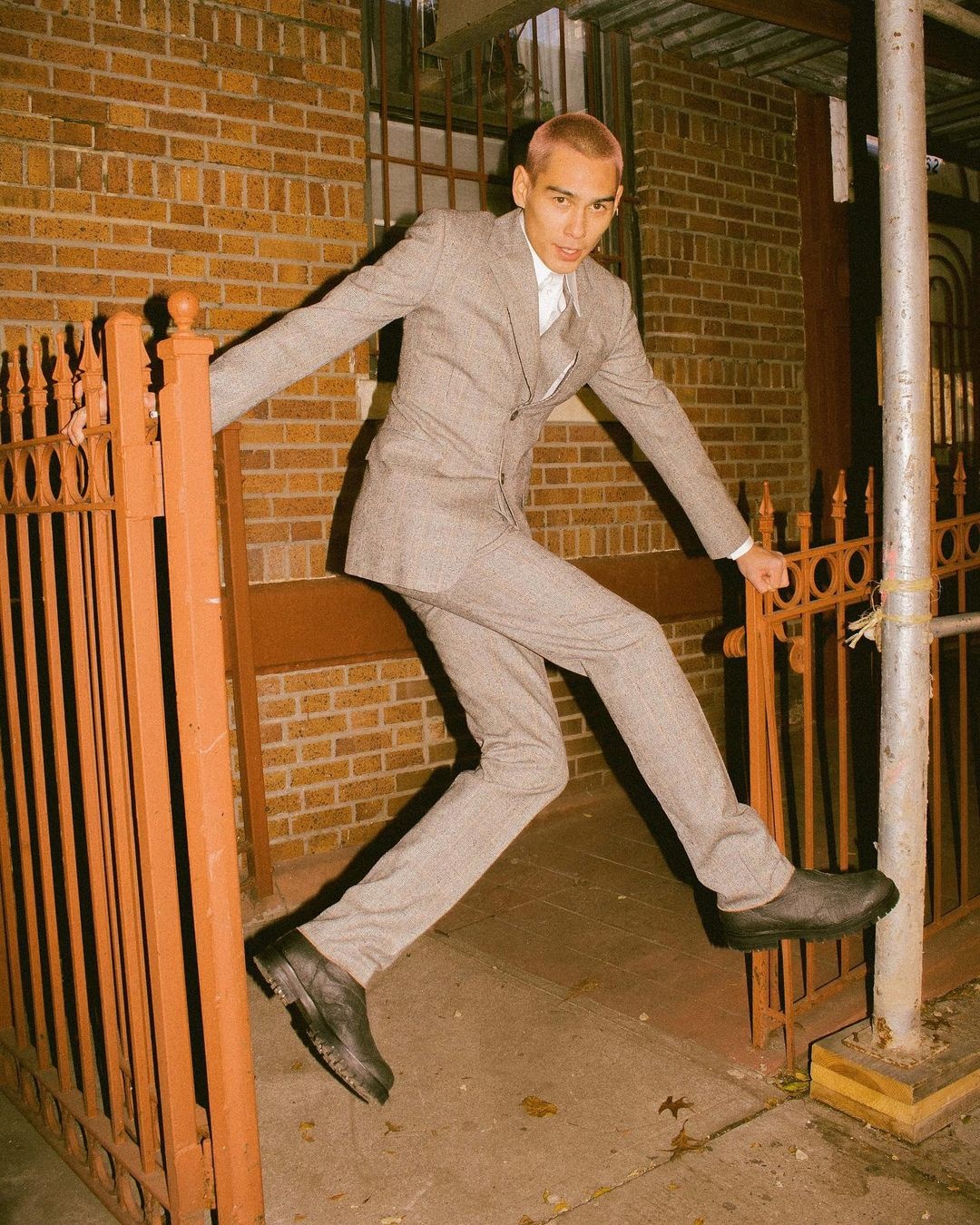 nguoi mau nam Evan Mock anh 4