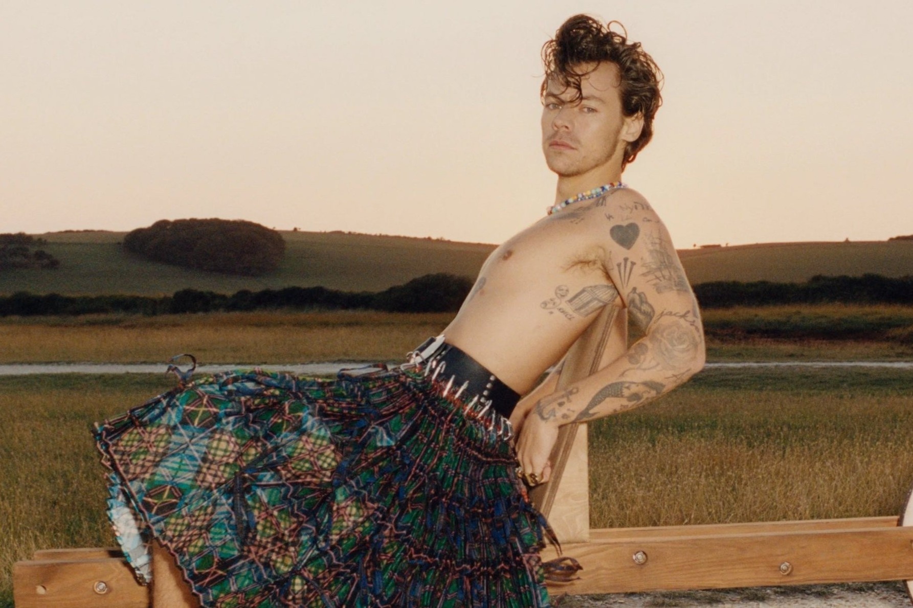 Thoi trang nam gioi da thay doi the nao? hinh anh