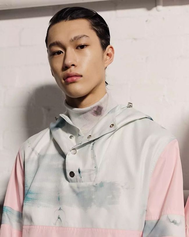 nguoi mau Simoneau anh 8