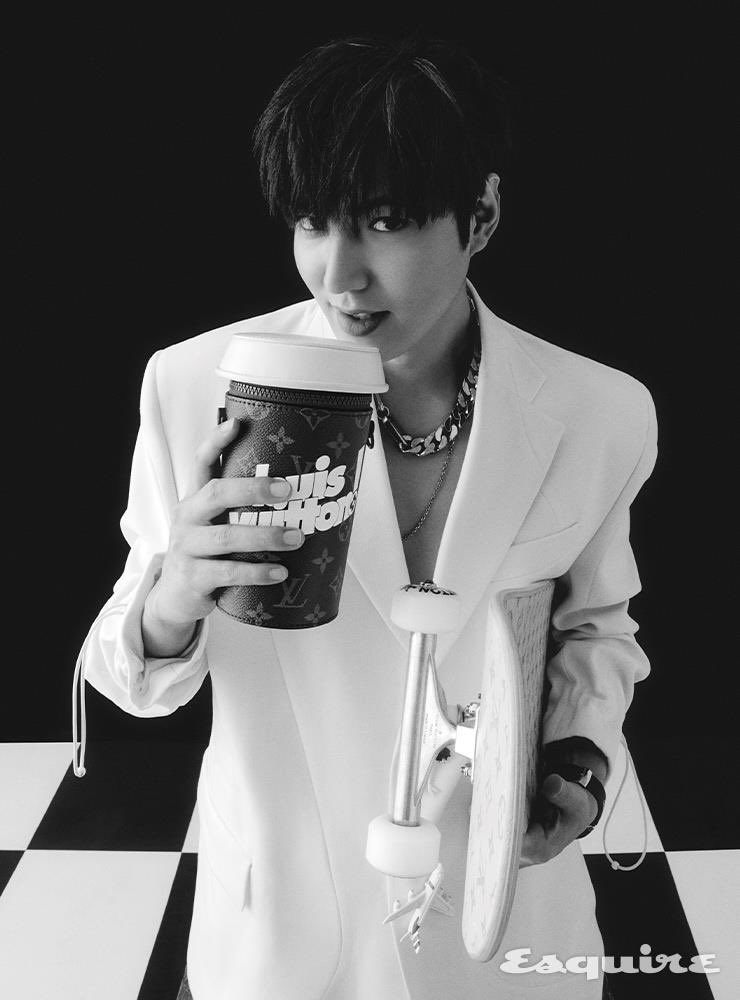 ảnh lee min ho esquire ảnh 10 anh lee min ho esquire anh 10