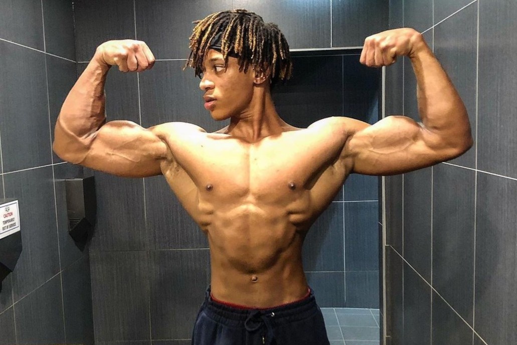 Chang trai tap luyen de co co bap va eo 66 cm hinh anh