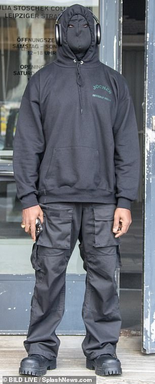 kanye west anh 1