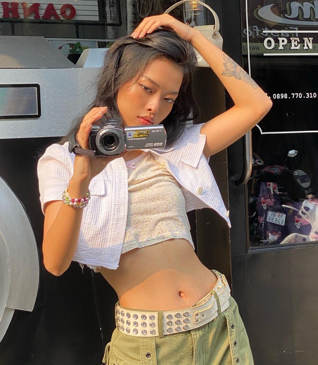 nguoi mau viet anh 4