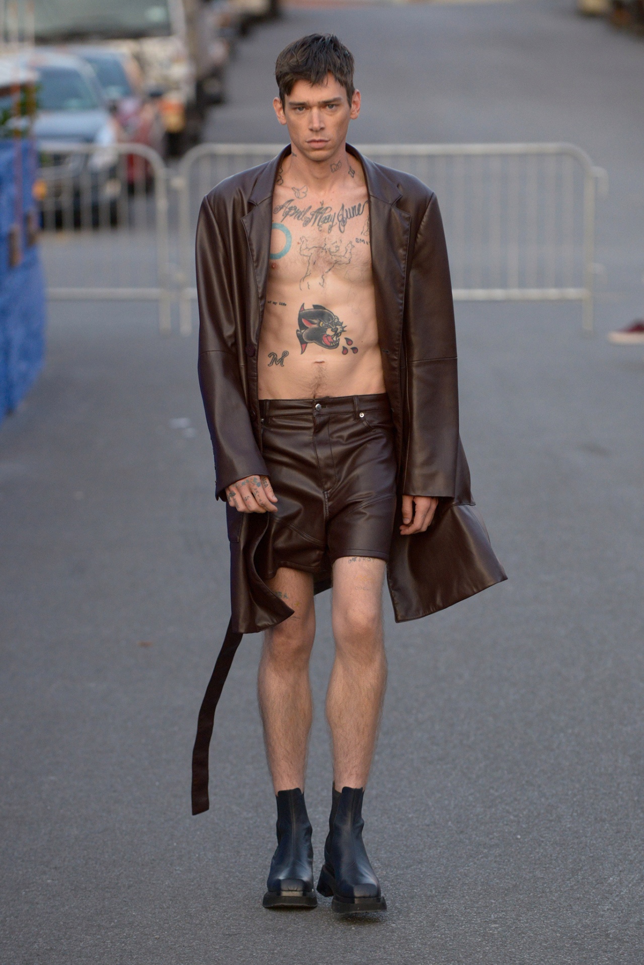 tinh duc trong thoi trang anh 16