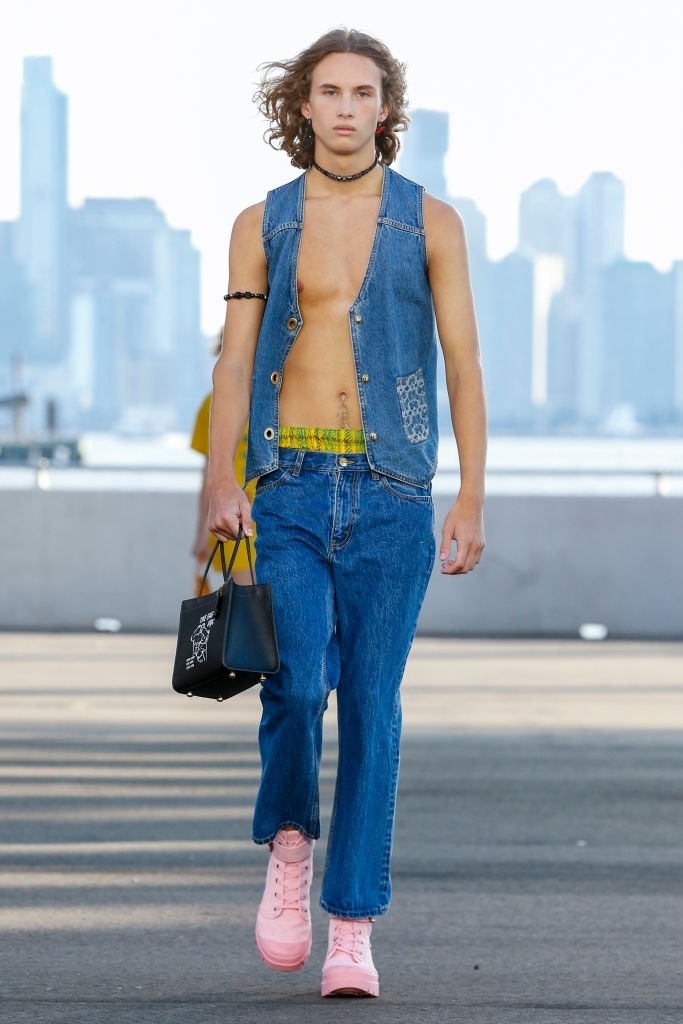 tinh duc trong thoi trang anh 28