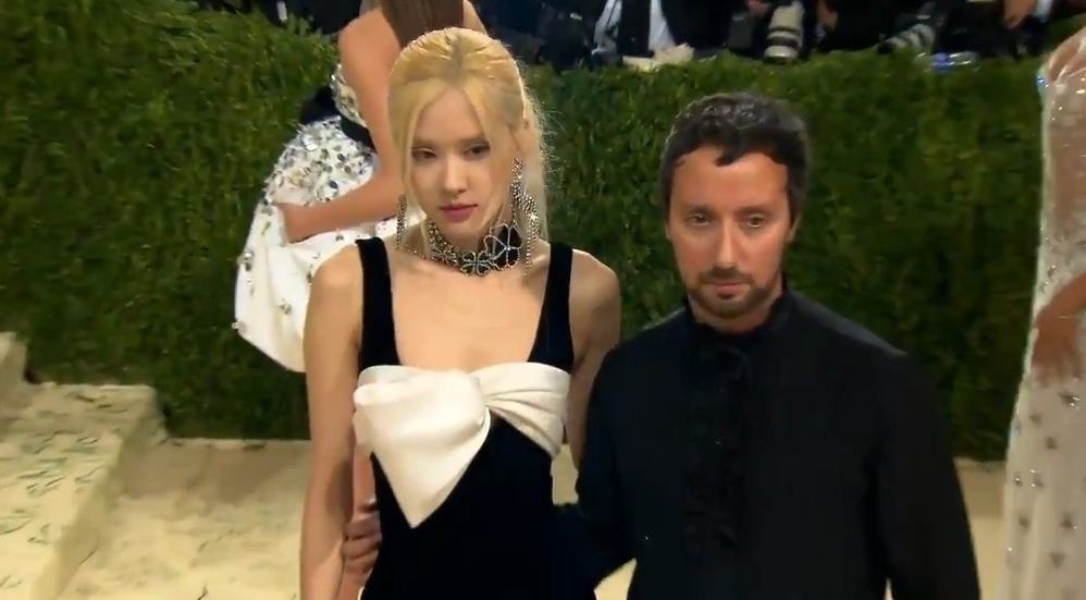 rose o met gala anh 3