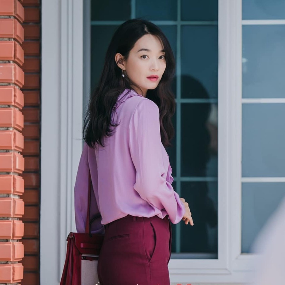 thoi trang cua shin min ah hometown cha cha cha anh 1