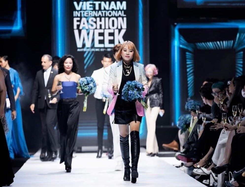 tphcm mở cửa trở lại ảnh 4 tphcm mo cua tro lai anh 4