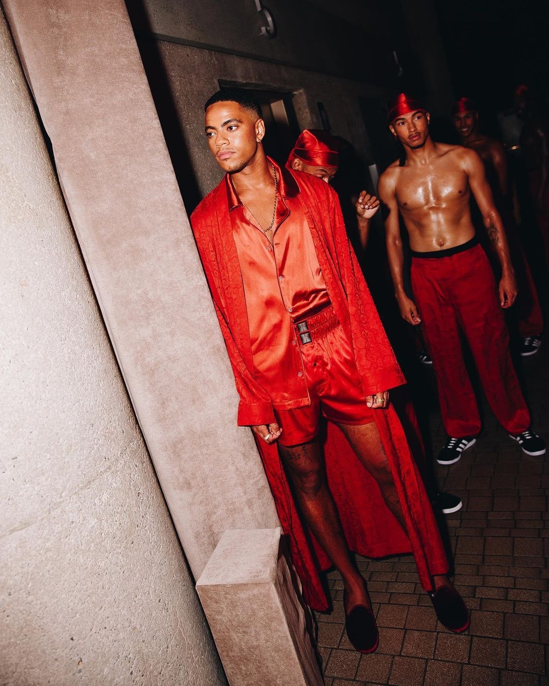 mau chuyen gioi anh 2