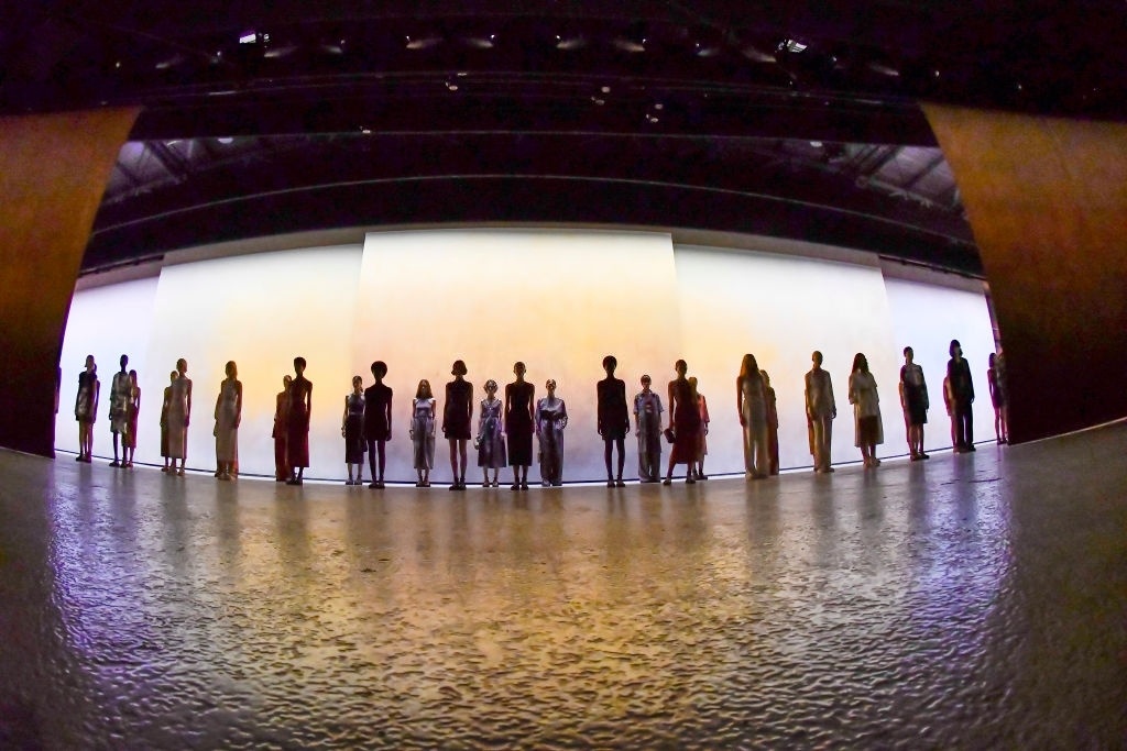 show dien cua hermes anh 13