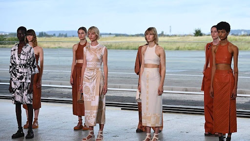 show dien cua hermes anh 2