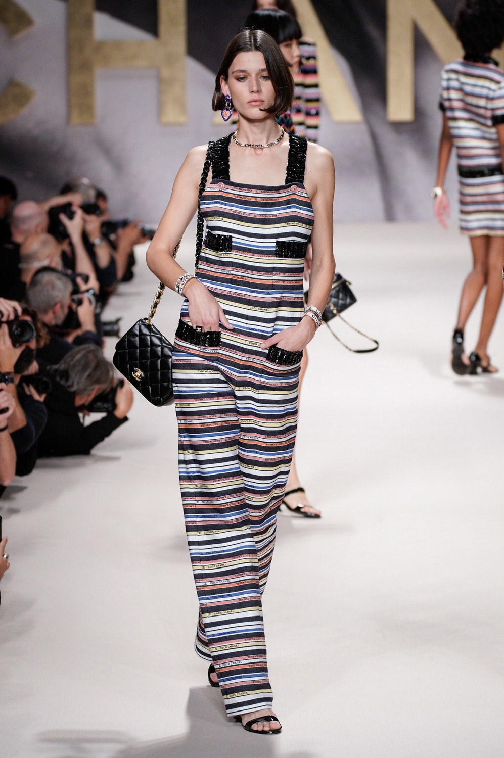 jennie o show chanel anh 18