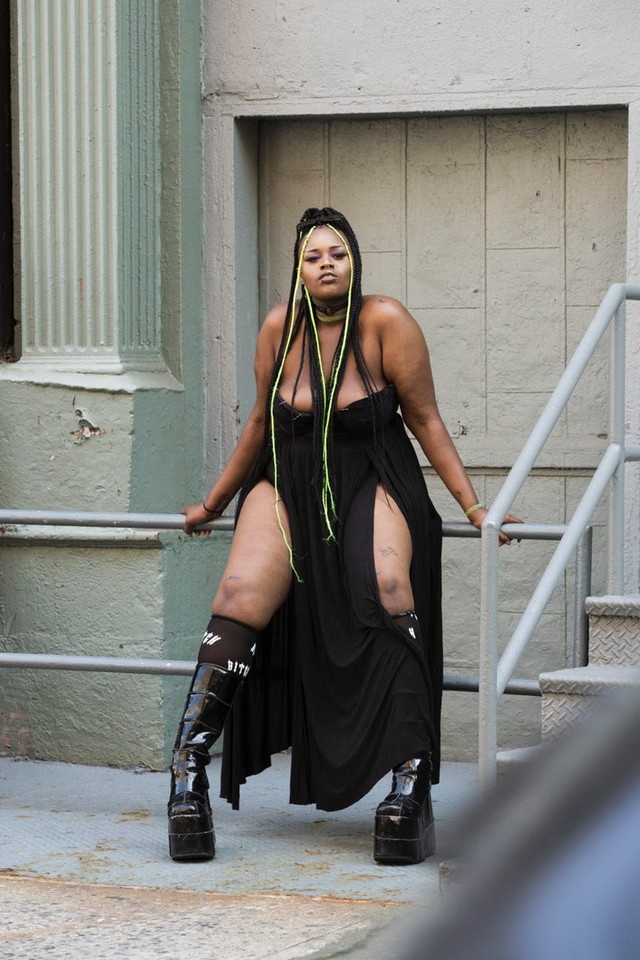 mặc hở ảnh 12 mac ho anh 12